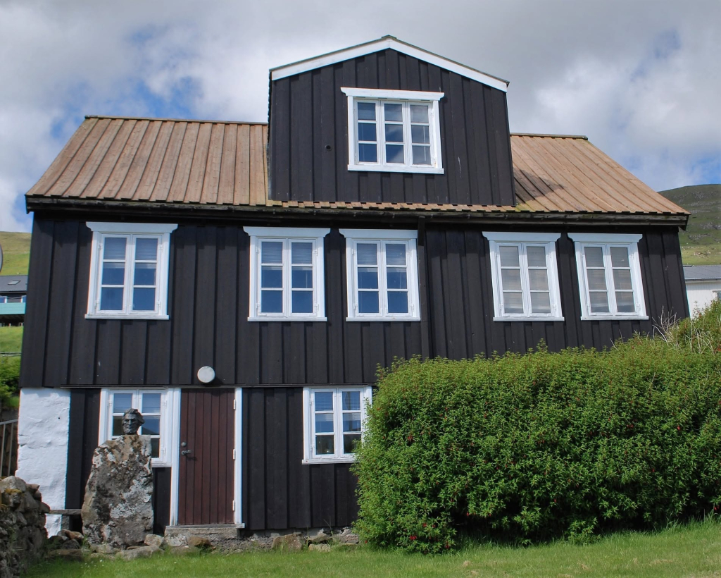 Framsýning av málningum