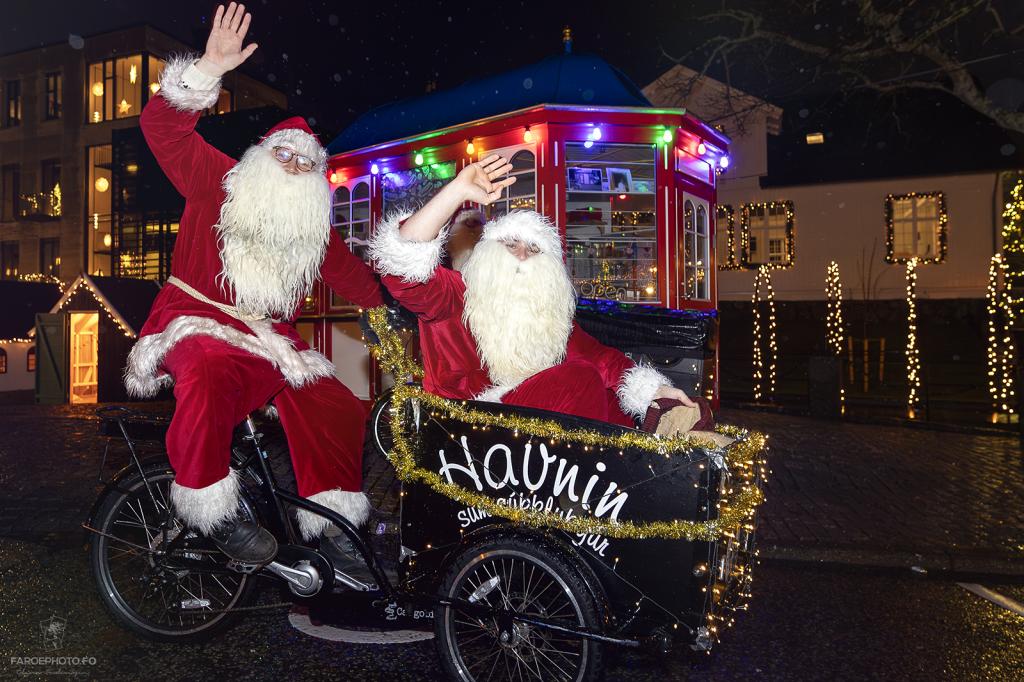 Santas on bicycles