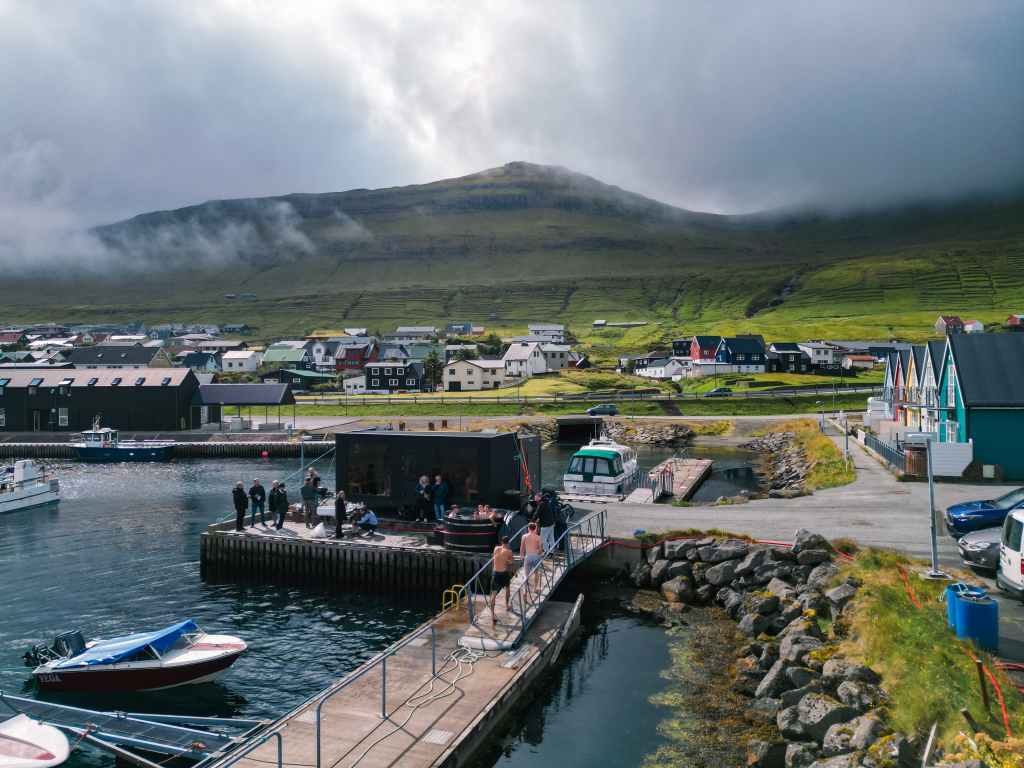 Womans Night in Saunadypp Leirvík