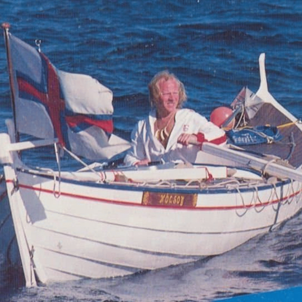 The boat Diana Victoria 