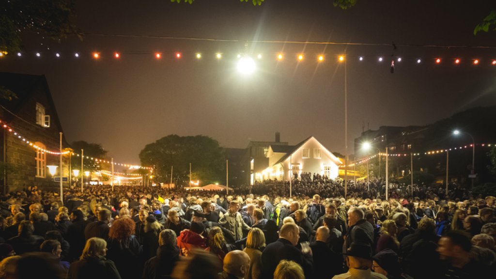 Midnáttarsangur og føroyskur dansur