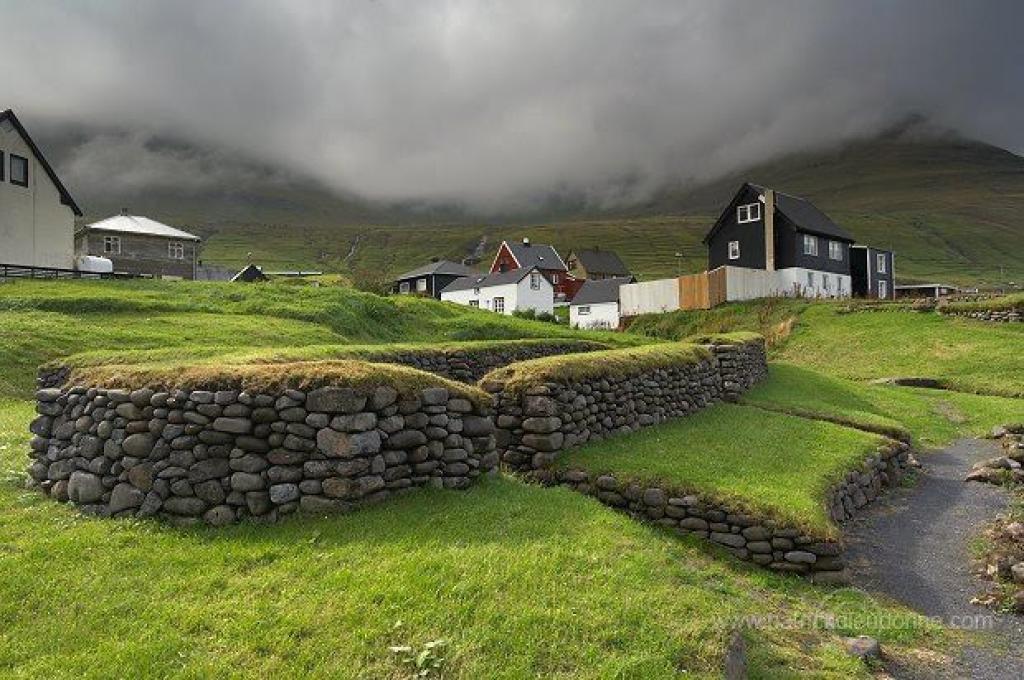 Toftanes: A Viking Settlement in Leirvík